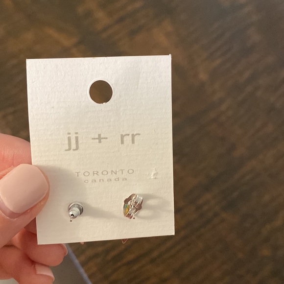 By Fab Toronto silver diamond earrings - one back missing - Picture 2 of 2